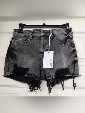 NWT Vervet Holly Black Distressed  Denim Jean Shorts Small